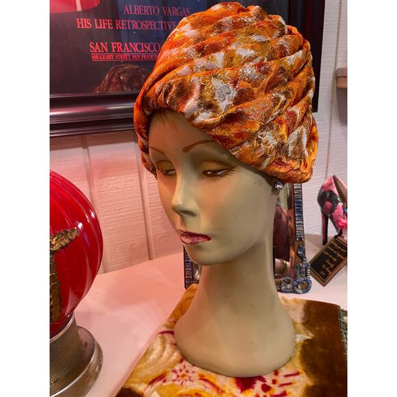 vintage 1960s orange and gold brocade turban 60s hat gathered metallic mod retro - Picture 6 of 7